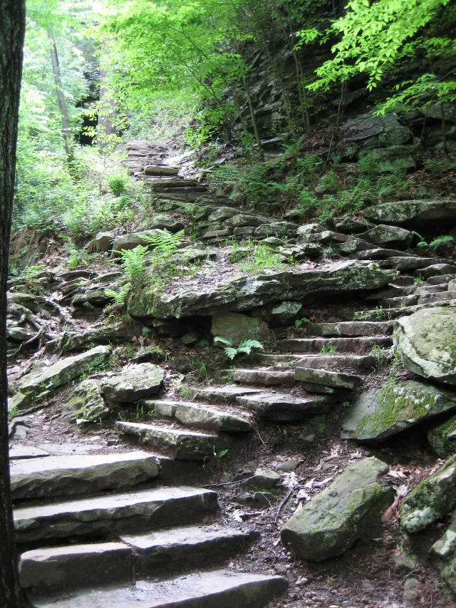 Trough Creek State Park — Balanced Rock and Rainbow Falls