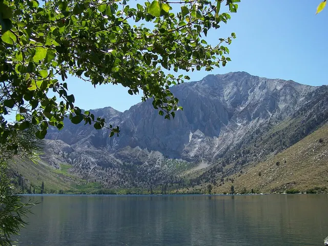 Convict Lake Shoreline Loop