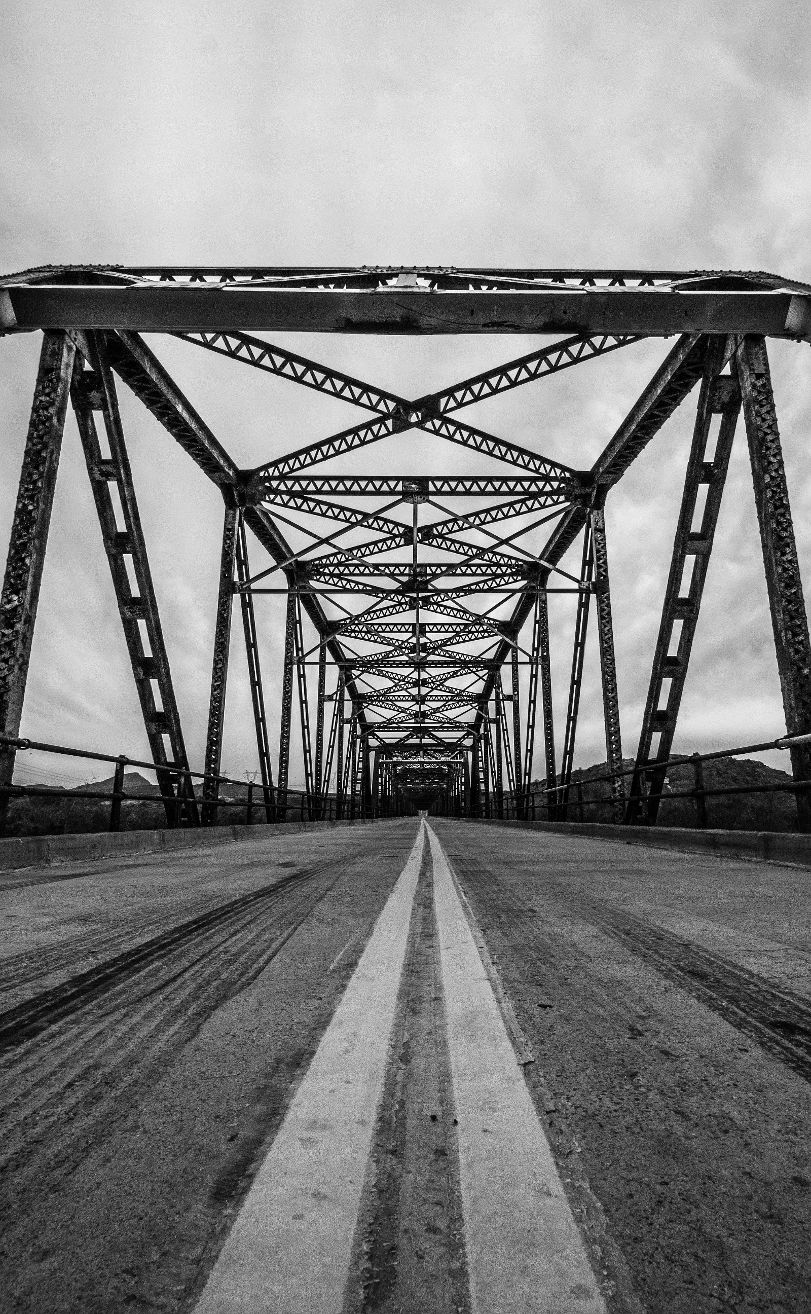 Gillespie Dam Bridge / Gillespie Dam