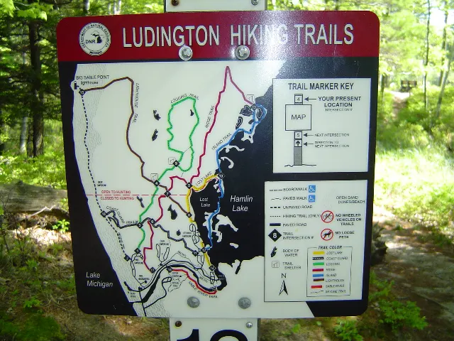 Sierpinski Overlook / Red Ridge Trails