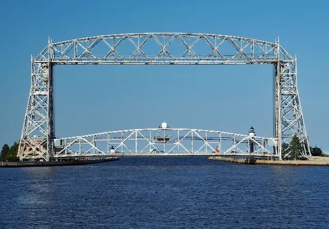 Vista Fleet Duluth Harbor and Lake Cruise