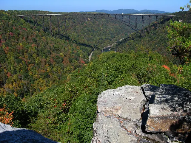 Long Point Trail to New River Gorge Bridge