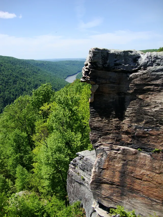 Raven Rock Trail at Coopers Rock